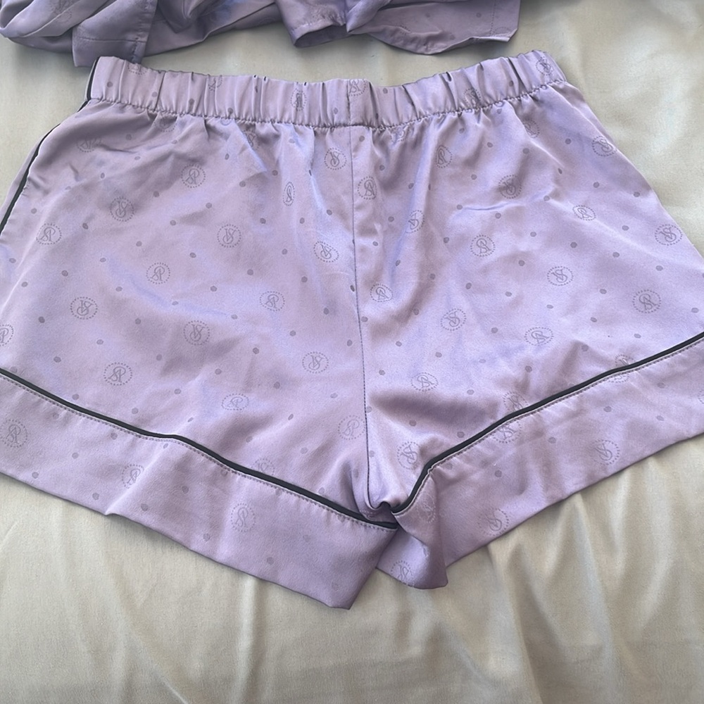 Victoria’s Secret Silk Pajama Set - Picture 8 of 11